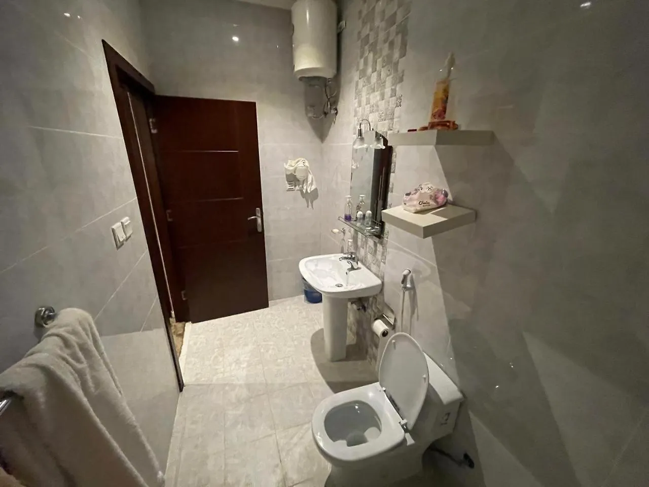 عروس الريان Apartment Burayman